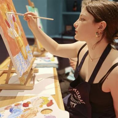 Pintura y vermut en Barcelona: Arte con sabor y diversión
