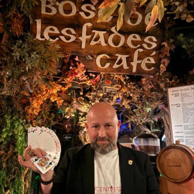 Magia y Comedia en el Bosc de les Fades de Barcelona