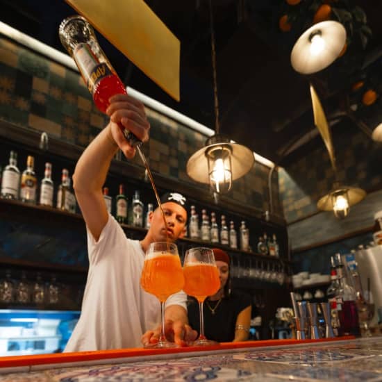 Terrazza Aperol en Barcelona: Buffet y Spritz en Dolcevita