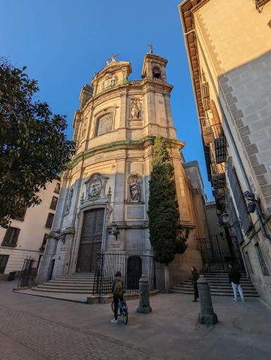 Foto de Pontifical Basilica of Saint Michael por Yuliya P