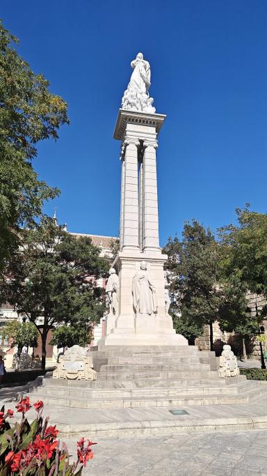 Foto de Monumento a la Inmaculada Concepción por Mikkel