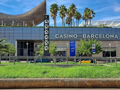 Foto de Casino Barcelona por Navid Anayati